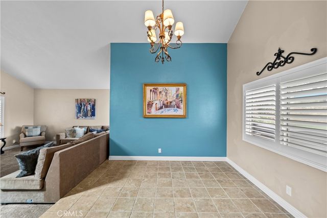 21215 Georgetown Drive, Saugus, CA 91350
