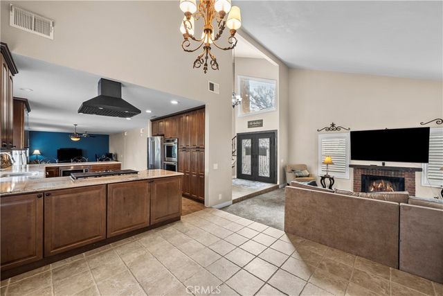 21215 Georgetown Drive, Saugus, CA 91350