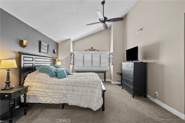 21215 Georgetown Drive, Saugus, CA 91350