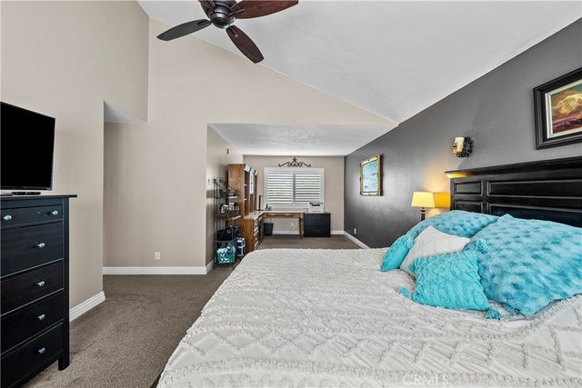 21215 Georgetown Drive, Saugus, CA 91350