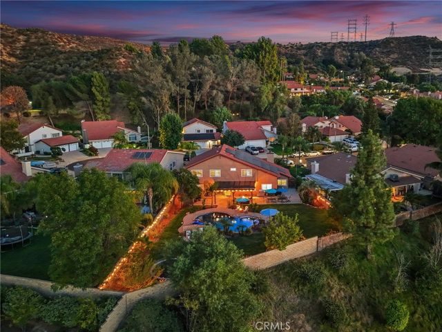 21215 Georgetown Drive, Saugus, CA 91350