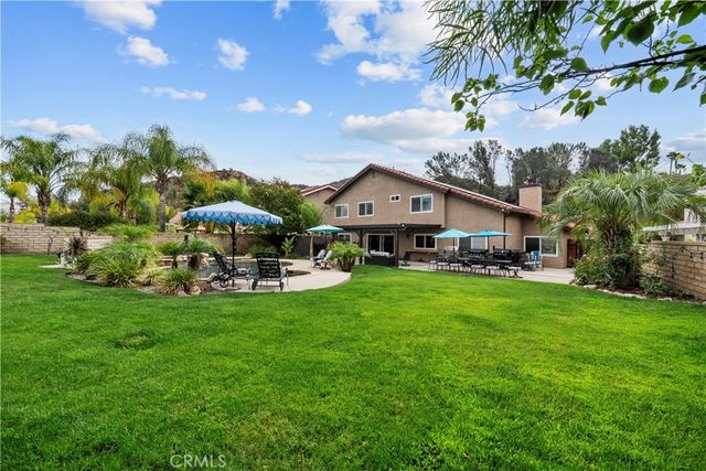 21215 Georgetown Drive, Saugus, CA 91350