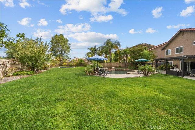 21215 Georgetown Drive, Saugus, CA 91350