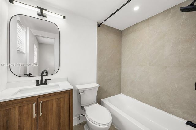 1720 Cleveland Street 102, Hollywood, FL 33020