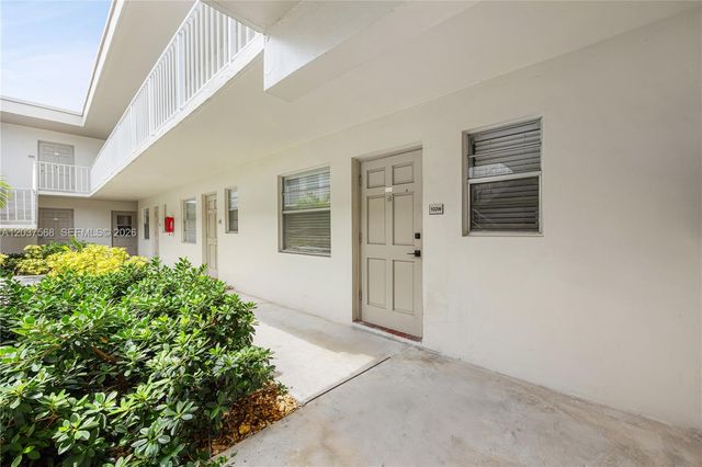 1720 Cleveland Street 102, Hollywood, FL 33020