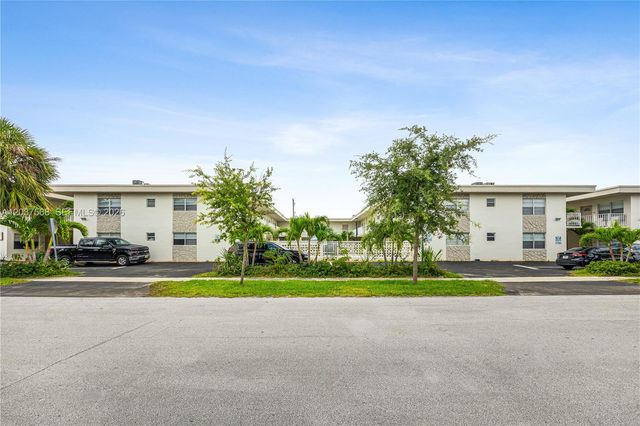 1720 Cleveland Street 102, Hollywood, FL 33020