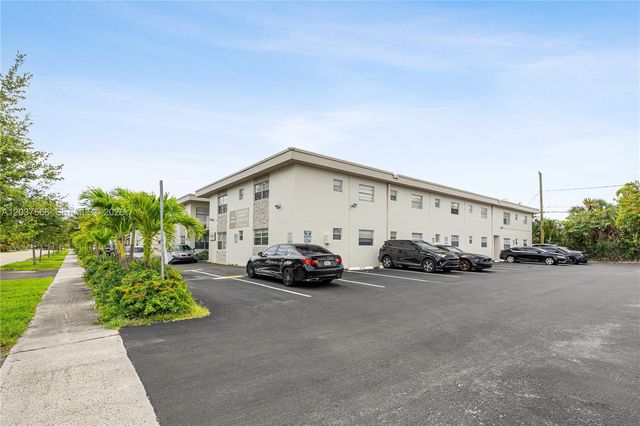 1720 Cleveland Street 102, Hollywood, FL 33020