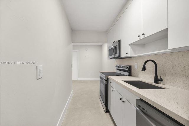 1720 Cleveland Street 102, Hollywood, FL 33020