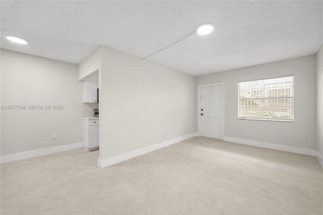 1720 Cleveland Street 102, Hollywood, FL 33020