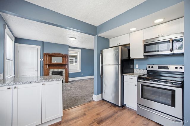 2721 Hyde Park Avenue, Cincinnati, OH 45209