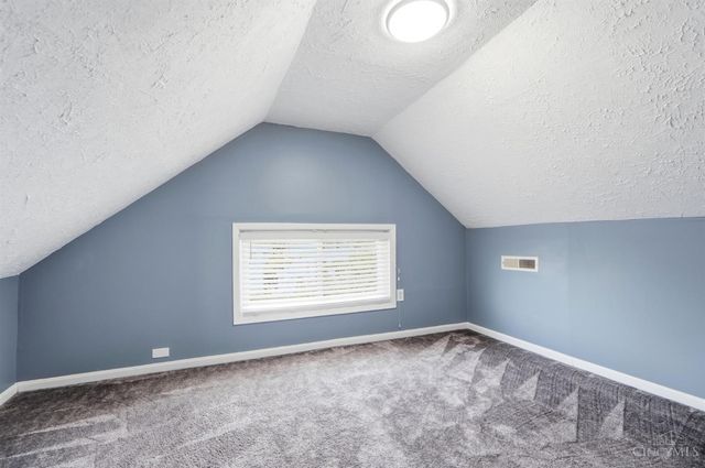 2721 Hyde Park Avenue, Cincinnati, OH 45209