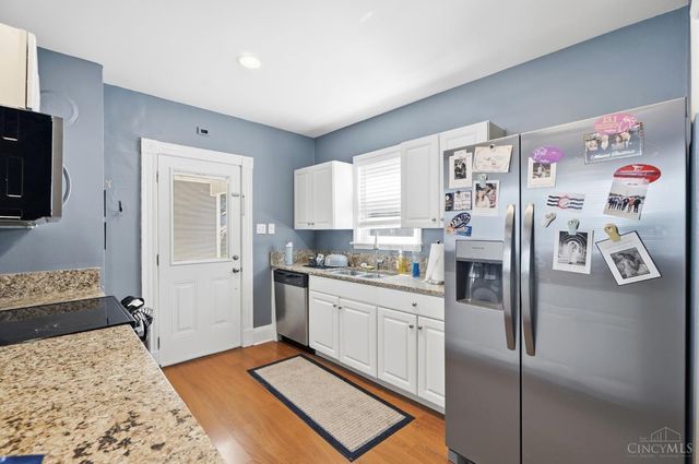 2721 Hyde Park Avenue, Cincinnati, OH 45209