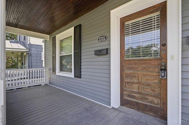 2721 Hyde Park Avenue, Cincinnati, OH 45209