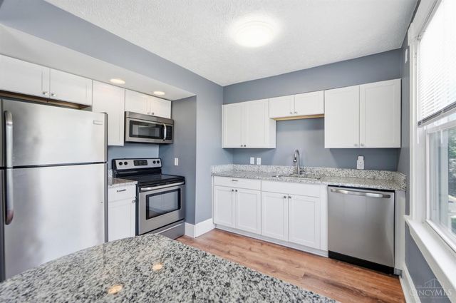 2721 Hyde Park Avenue, Cincinnati, OH 45209