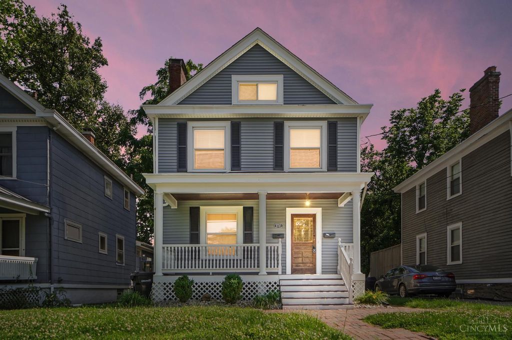 2721 Hyde Park Avenue, Cincinnati, OH 45209