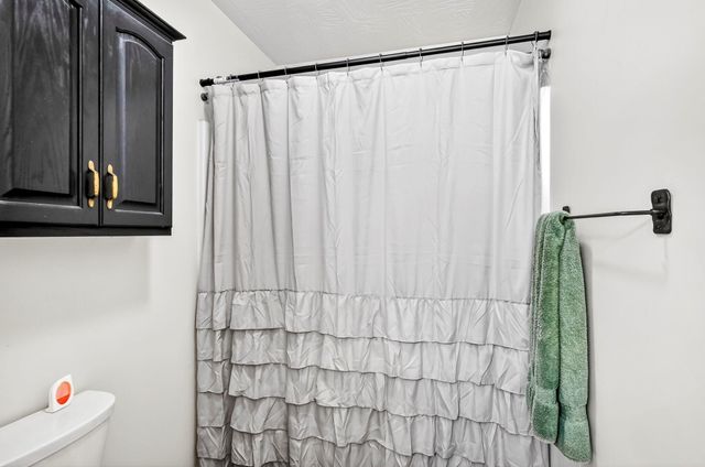 6038 State Highway A, Marshfield, MO 65706