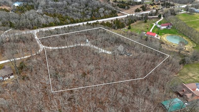 6038 State Highway A, Marshfield, MO 65706