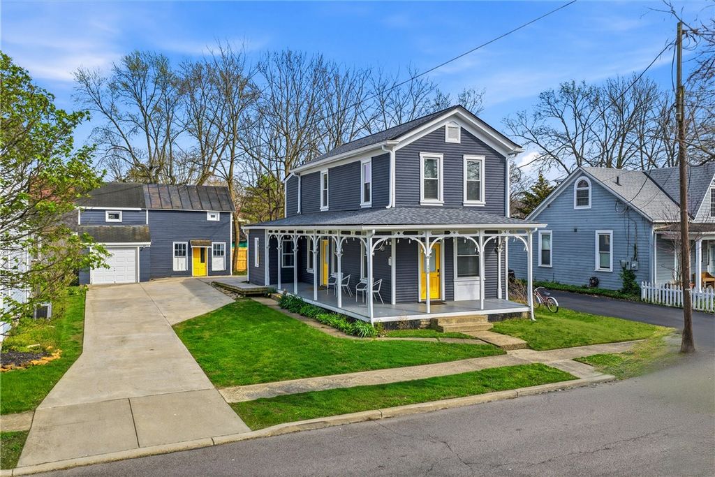 128 N Wall Street, Loveland, OH 45140