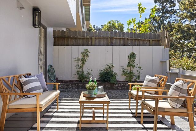 339 Panorama Drive, San Francisco, CA 94131