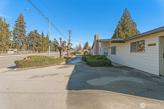 850 Grant Road, East Wenatchee, WA 98802