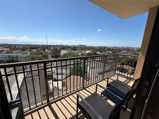 4242 NW 2nd St 913, Miami, FL 33126