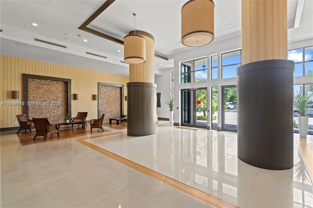 4242 NW 2nd St 913, Miami, FL 33126