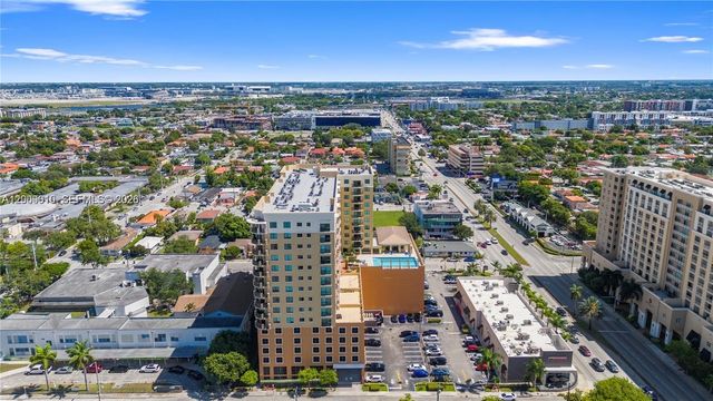 4242 NW 2nd St 913, Miami, FL 33126
