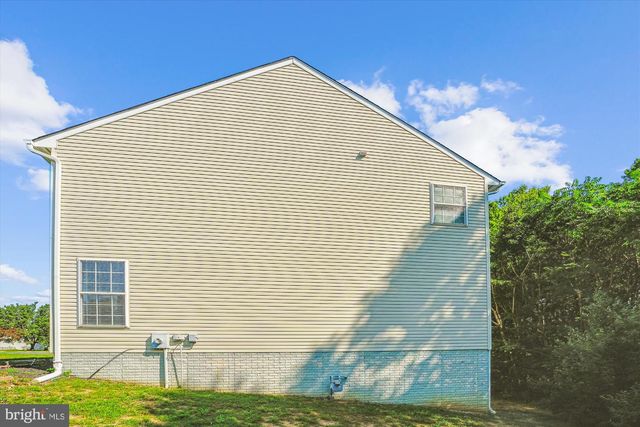 114 BASALT DR, Fredericksburg, VA 22406