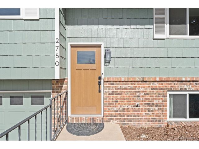 2750 Maroon Bells Ave, Colorado Springs, CO 80918