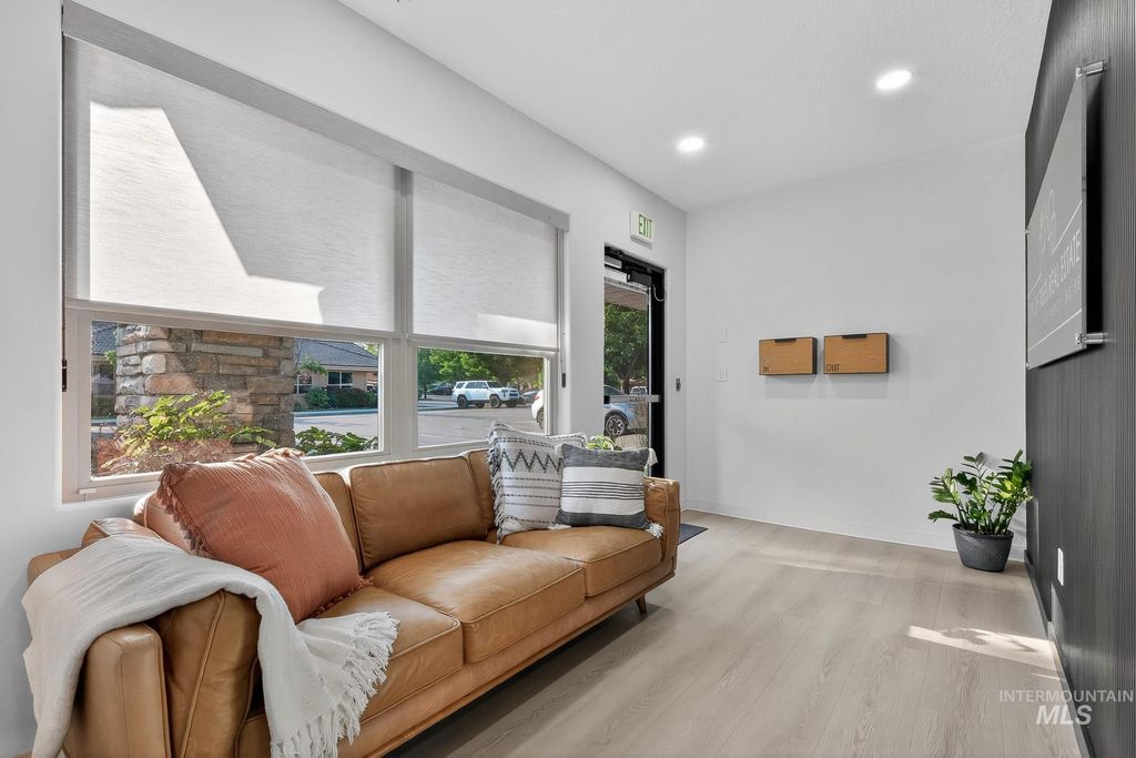 991 S Allante Pl, Boise, ID 83709 photo 4