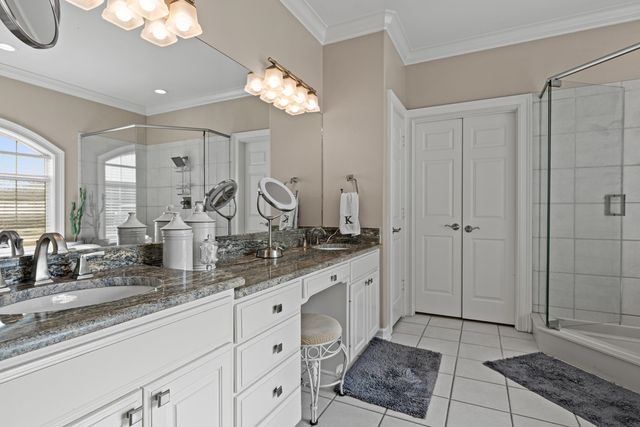 115 Oak Isle, Longview, TX 75605