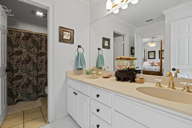 115 Oak Isle, Longview, TX 75605