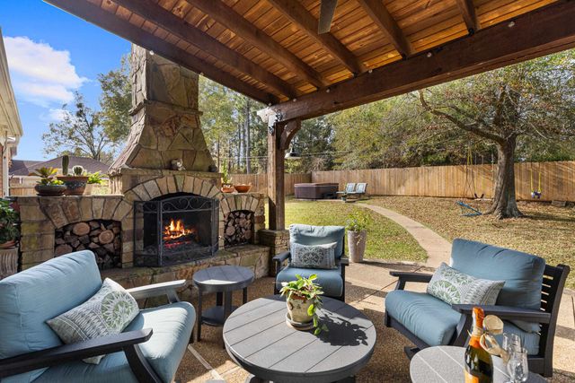 115 Oak Isle, Longview, TX 75605