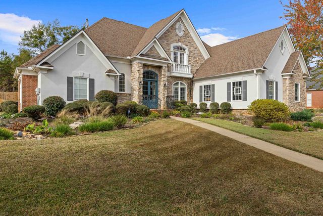 115 Oak Isle, Longview, TX 75605