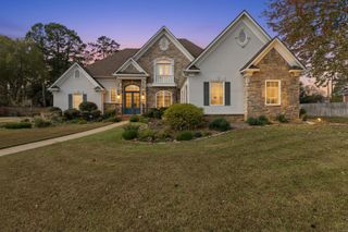 115 Oak Isle, Longview, TX 75605