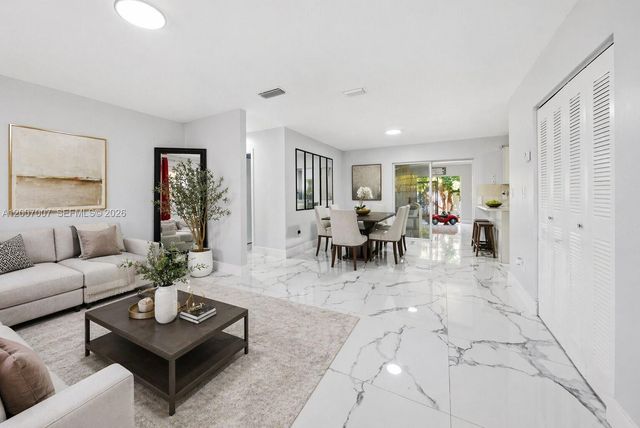 12751 SW 256th St, Homestead, FL 33032