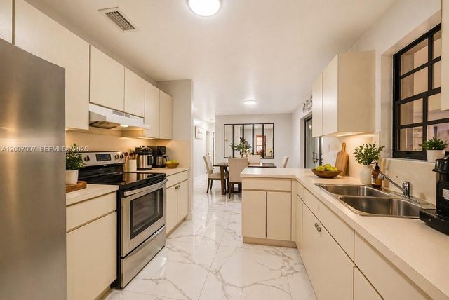 12751 SW 256th St, Homestead, FL 33032
