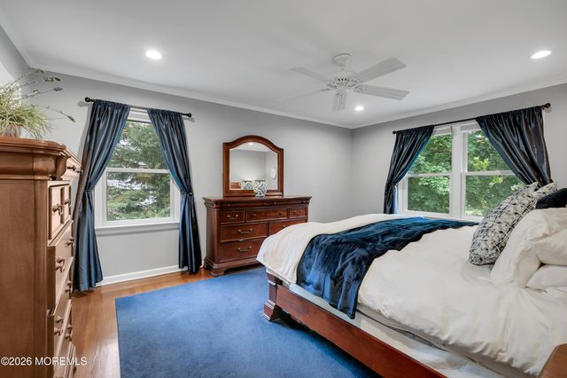9 Briarwood Road, Fair Haven, NJ 07704