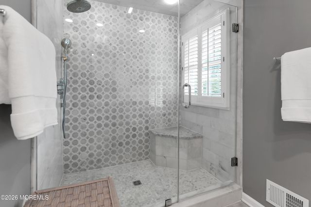 9 Briarwood Road, Fair Haven, NJ 07704