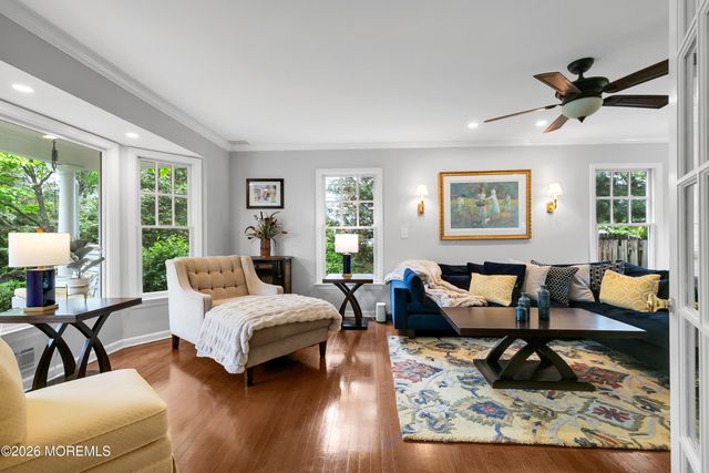 9 Briarwood Road, Fair Haven, NJ 07704