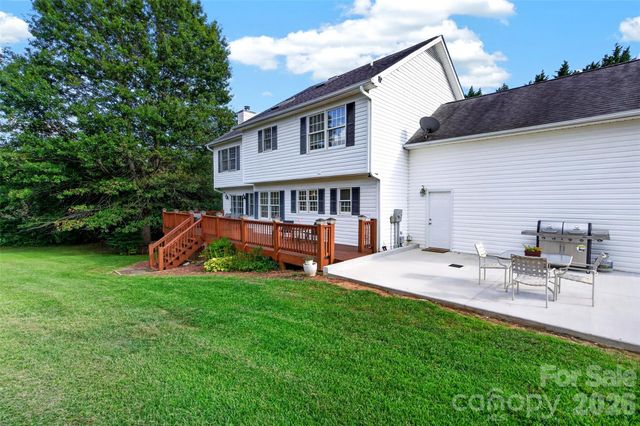 69 Sunwest Drive, Arden, NC 28704