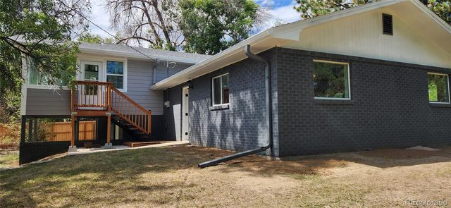 9126 Jotipa Drive, Longmont, CO 80503