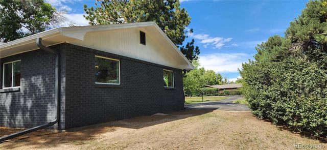9126 Jotipa Drive, Longmont, CO 80503