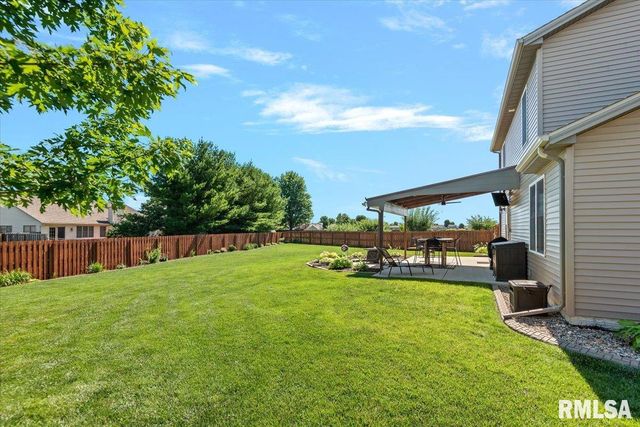911 CYPRESS Drive, Chatham, IL 62629