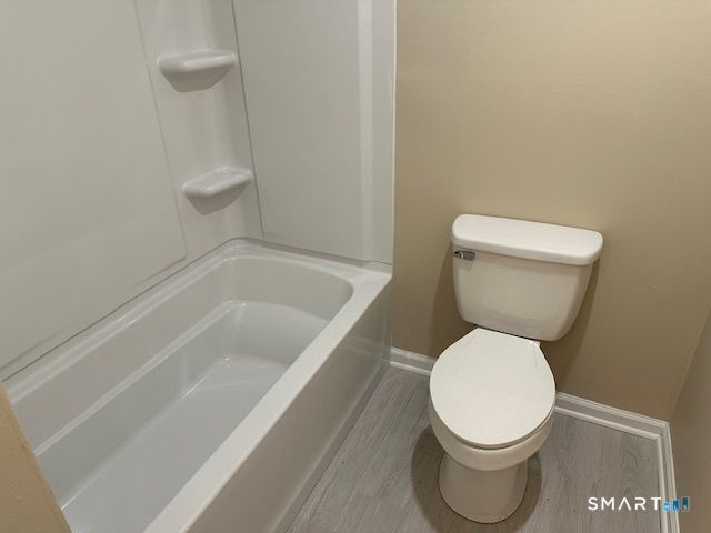 900 South Main Street 11, Southington, CT 06479