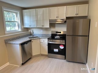 900 South Main Street 11, Southington, CT 06479