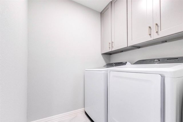 11643 Village Place Drive 194, Houston, TX 77077