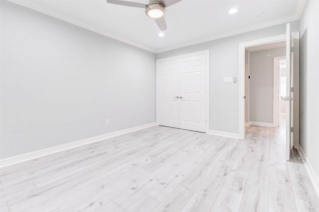 11643 Village Place Drive 194, Houston, TX 77077