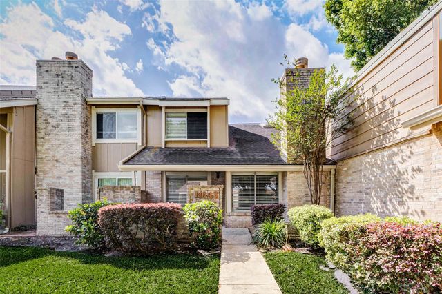 11643 Village Place Drive 194, Houston, TX 77077