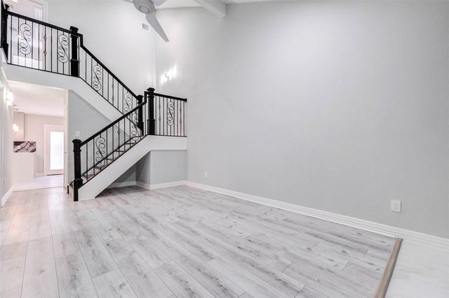 11643 Village Place Drive 194, Houston, TX 77077